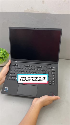 Laptop doanh nhân văn phòng cao cấp ở mức giá cực kì dễ tiếp cận ThinkPad X1 Carbon Gen 9 i7-1185G7, Ram 16GB, SSD 512GB, Màn Hình 14”FHD #laptopusgiarenhat #reviewlaptop #laptopgiare #laptopvanphong #laptopsinhvien