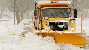 Snow-related closings, cancellations