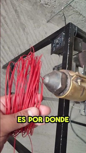 From the hopper to the hot cannon: the journey of plastic ♻️