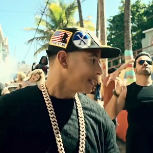 61K views · 1.4K reactions | Life was good when this song was on trending ❤️ | Ｄｉｓｔｒａｃｔｉｏｎ | Facebook