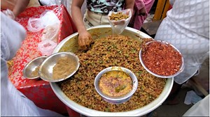 2.5K views · 54 reactions | Unique Tasty Shahi Chola Ghugni or Chana Biryani | Bangladeshi Street Food Video Link : https://youtu.be/rl-M6vJp4Fg #bangladeshifoodreviewer #FoodBF #cholavuna #shahichola Visit My youtube Channel : https://www.youtube.com/@FOODBF/videos | Amazing Collection24 | Facebook