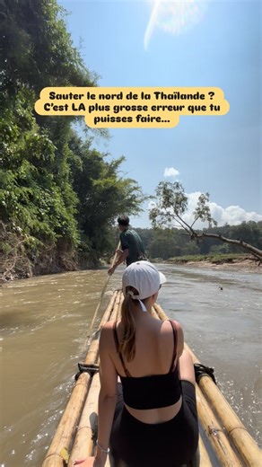 Quand on parle de la Thaïlande, la plupart des voyageurs pensent tout de suite au sud du pays 🌴 👉🏼 Les plages de carte postale, les îles turquoise, les cocktails les pieds dans le sable… Bref, le cliché paradisiaque. Mais ce que beaucoup ne réalisent pas, c’est que le nord de la Thaïlande, c’est une tout autre expérience. Une Thaïlande plus authentique, plus spirituelle, plus connectée à la nature et à la culture locale 🌿 À Chiang Mai, tu peux te réveiller avec une vue sur les montagnes, vis