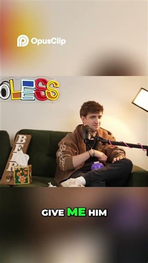 Pezzy Found A Kid On The Beach #clooless #podcast #entertainment #funny