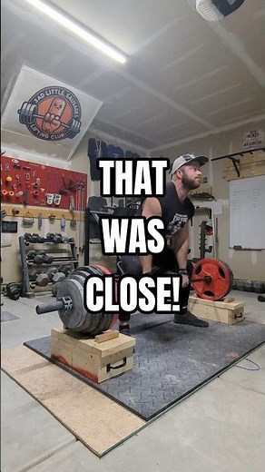 Big Lifting Accident Avoided (511lb Fall) #injury #accidents