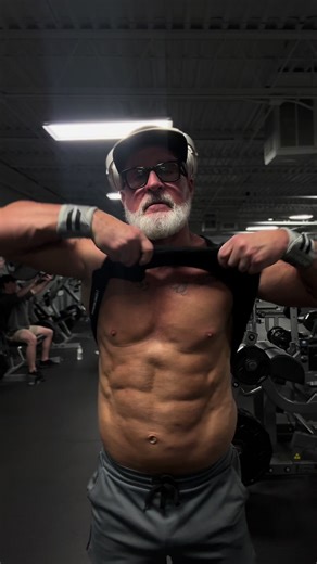 Understanding Body Weight at Age 60: Insights and Tips