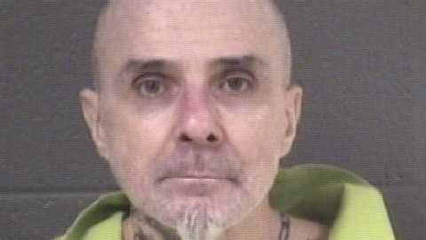 Man shot after ramming deputy with shopping cart, spraying pepper spray at Walmart