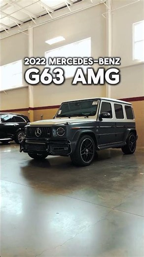 Two sets of keys. One choice. 👀🖤 Mercedes-Benz G-Wagon🔥 Jeep Grand Cherokee Trackhawk