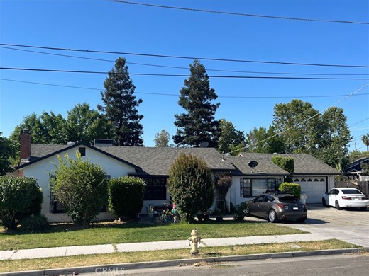 1996 Grove Ave, Atwater, CA 95301 - MLS MC25119653 - Coldwell Banker