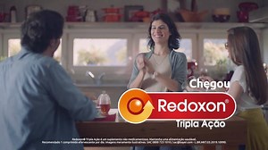 5M views · 123 shares | Chegou o Redoxon Tripla Ação. Todo o poder da Vitamina C e do Zinco, reforçado com a Vitamina D, agindo no fortalecimento da sua imunidade. Já disponível para compra. | Redoxon Brasil | Facebook