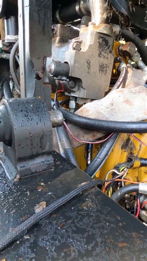 We'll be replacing the hydraulic pump on the #timberjack 360