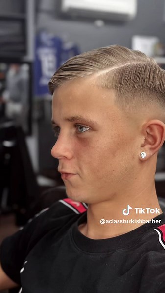 Mastering the Clean Combover and Skinfade Techniques