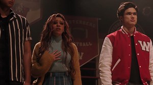 127K views · 10K reactions | No nos olvidemos de esta hermosa escena que nos regaló Riverdale en la temporada 3, todos nuestros chicos juntos cantando, necesitamos más de esto, gracias por tanto Riverdale. <3 | LIT Media | Facebook