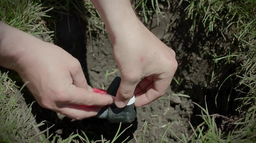 Rain Bird 3200 sq. ft. 32SA Gear Drive Rotor Sprinkler on a Spike w/Rain Curtain Technology, 40-360° Pattern, Adjustable 19-32 ft. 32SASP