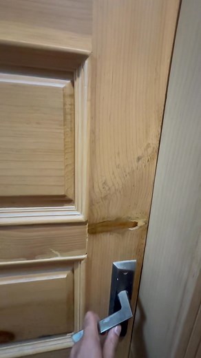 64K views · 431 reactions |  Urgent Executive Flat For Sale – Main 6th Road ⭐⭐ Prime Location – Family Building ⭐⭐  Flat Details: •  3 Rooms •  2 Washrooms •  TV Lounge •  Car Parking Available •  24/7 Security • 粒 Safai Staff Available •  Located on Main 6th Road – Executive & Prime Location Five shield real estate and marketing Contact no :03312772725 03405699375 | Zafar Abbas Karbalai | Facebook