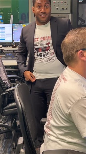 ￼ time for the Purdy preview of the 10 o’clock news! 🤩🥳👋🏼￼ | WJXT4 The Local Station / News4JAX