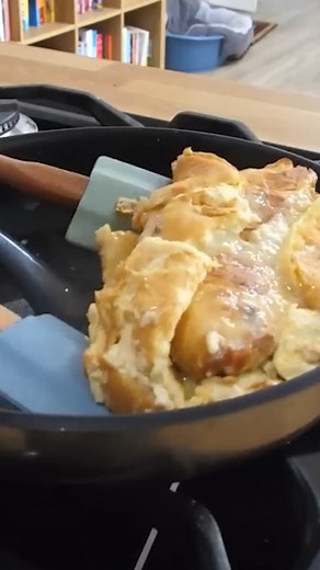 44K views · 203 reactions | Made it work somehow #reels #cooking #cookingfail #kitchenmistakes | Barry Lewis | Facebook