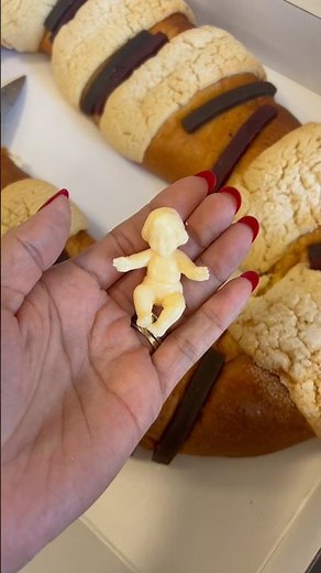 Three Kings Day 2026 | King Cake