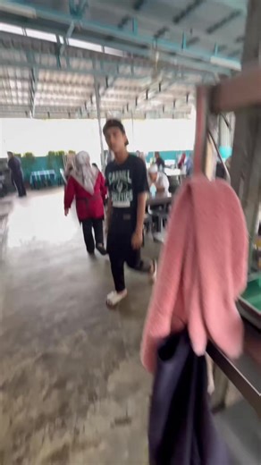 Mee Rebus Faisol: Santai dan Sedap!