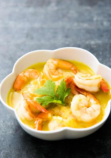 Whip Up Easy Coconut Shrimp Curry for a Satisfying Dinner in a Hurry