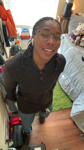 Quinn's Calm Birth Scene in Glee