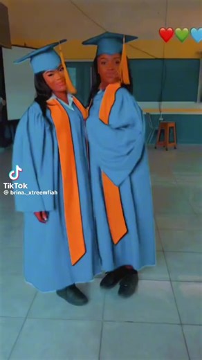 @brina._Ӿ₮ⱤɆɆ₥₣ł₳Ⱨ🔥🇯🇲‼️ #brina #graduationpictures