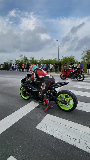 Yamaha R6 VS GSXR 1000 #yamahar6 #unsaltedracing #raaschampionship2022 #predatortuningmv #ganesh2.1 #unsaltedsyrup