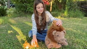Tezituor 4 Piece Lion Plush Set,18 Inch Large Lion Stuffed Animals with 3 Cute Little Babies, Soft Cuddle Lion Plushies, Lions Stuffy Boys Girls Birthday Valentines Forest Party Decor
