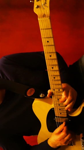 Blues Axon #bluesmusic #rock #blues #leadguitar #guitarist #bbking #joebonamassa #clapton #top #up