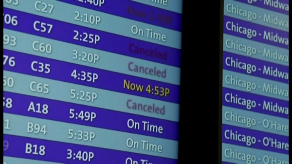 Trump admin grounds Biden-era plan to make airlines pay compensation for flight disruptions