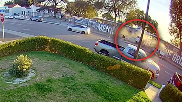 VIDEO: Suspected DUI driver crashes into Downey elementary school