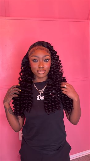 JOE GRAND BABY on Instagram: "30 inch 13x6 burmese curly @funhair.wigss @funhair.wigss SHOP WIT YANNIE BXS💁🏾‍♀️ wig install @styled.bytori #hdlacevendor #wigs #brstylist #nolastylist #beauty"