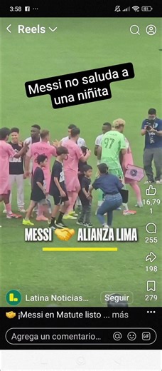 Messi no saluda a una niñita, se pasa de largo #humor#copalibertadores#futbol#peruanos#messi#ronaldo