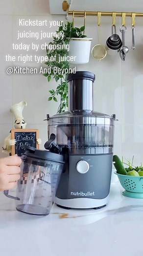 wanting to buy a juicer? Don’t just buy any! Get yourself a masticating / cold Press juicer. Get in touch with us, so many options to choose from