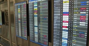 Computer scheduling glitch for American Airlines threatened to bring more flight cancellations