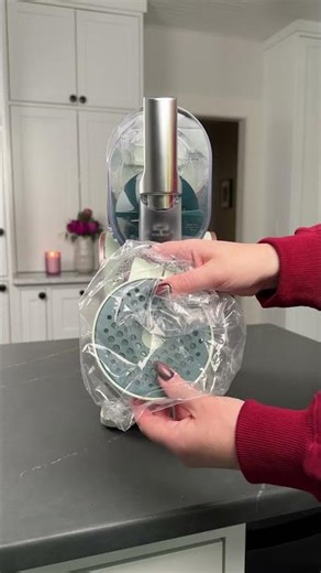 Unboxing the limited-edition Frosted Strawberry Match SLUSHi. 🍵🍓