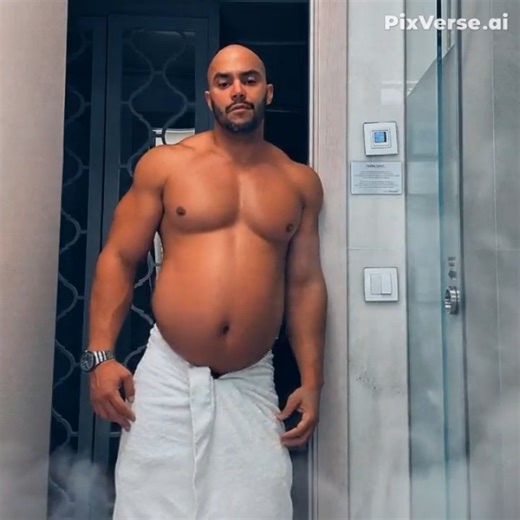 Muscle male gets fat