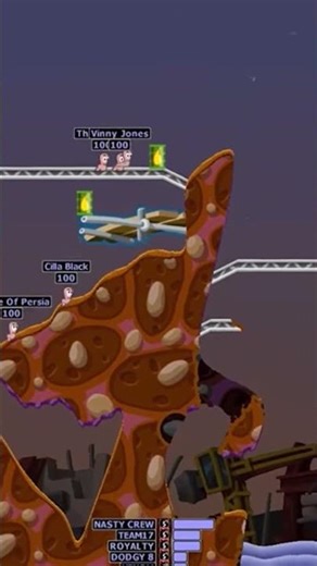 The perfect game to have fun with your friends (Worms Armageddon or Worms W.M.D) 🪱