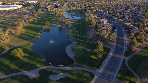 With views of the Superstition Mountains, great conditions, and a fun, playable golf course, Western Skies Golf Club offers an enjoyable golf experience for locals and visitors alike. Located just 20 minutes from Phoenix's Sky Harbour International Airport, the par-72 golf course, which has three sets of tees, can play almost 6,800 yards. 📍 Gilbert, AZ 🔗 Book now: https://golfnow.social/123 . . . #golfnow #goplay | GolfNow.com