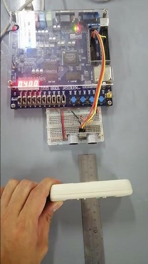 FPGA Altera Cyclone Distance Measurement Using Ultrasonic Sensor