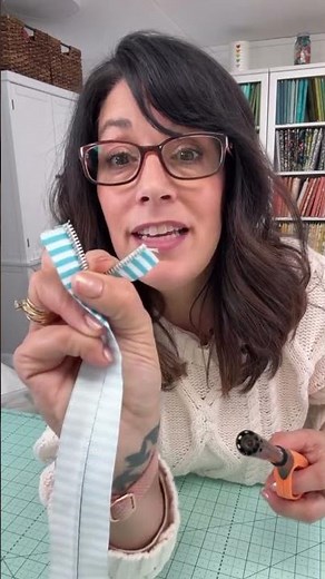 How I add zipper pulls to zipper tape!