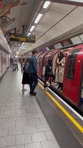 London Underground Walk | Central Line Train at Tottenham Court Road Station #London #LondonUnderground #LondonTrain #Londoncity #LondonSummer2023 #UkGoodforyou | UK GOOD For You