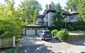 Eight-bedroom home sells for $4.5 million in Chestnut Hill