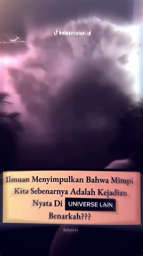 penjelasan👇 Ilmuwan menjelaskan bahwa mimpi terjadi saat otak kita aktif di fase tidur REM. Di fase ini, otak menggabungkan ingatan, emosi, dan imajinasi jadi satu cerita yang terasa sangat nyata. Ada teori fisika seperti Many-Worlds Interpretation yang membahas kemungkinan adanya banyak alam semesta. Karena itu, muncul spekulasi bahwa mimpi bisa saja terasa seperti kehidupan di dunia lain. Namun dalam sains, mimpi dijelaskan sebagai aktivitas otak saat tidur. #FaktaSains #MisteriAlamSemesta #T