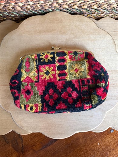 Vintage Carpet Purse With Gold Clasp - Etsy