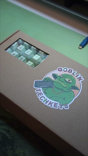 Custom Keroppi and One Piece Keycaps by Goblin TechKeys!