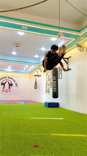 Taekwondo jump double leg kick 🔥#viral #new #shortvideo #shortsvideo #viralvideo #treading #viral