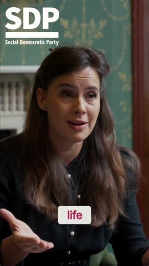 Sophie Winkleman: Taking Phones Away Gives Kids Back Their Futures