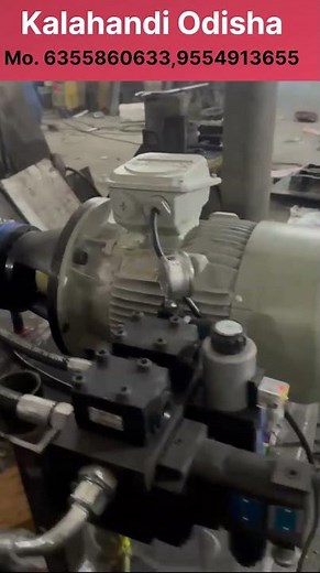 12 Cavity Fully Automatic Fly Ash Bricks Making Machine Dual Cylinder pressure With High Vibration