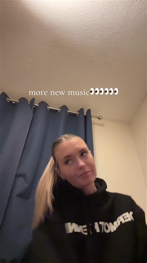 Melz🩷 (@melissagray_xx)’s videos with original sound - CHARLS