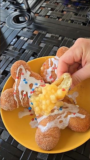 NEW 🇺🇸 4th of July Beignets at Disney's Port Orleans French Quarter!!